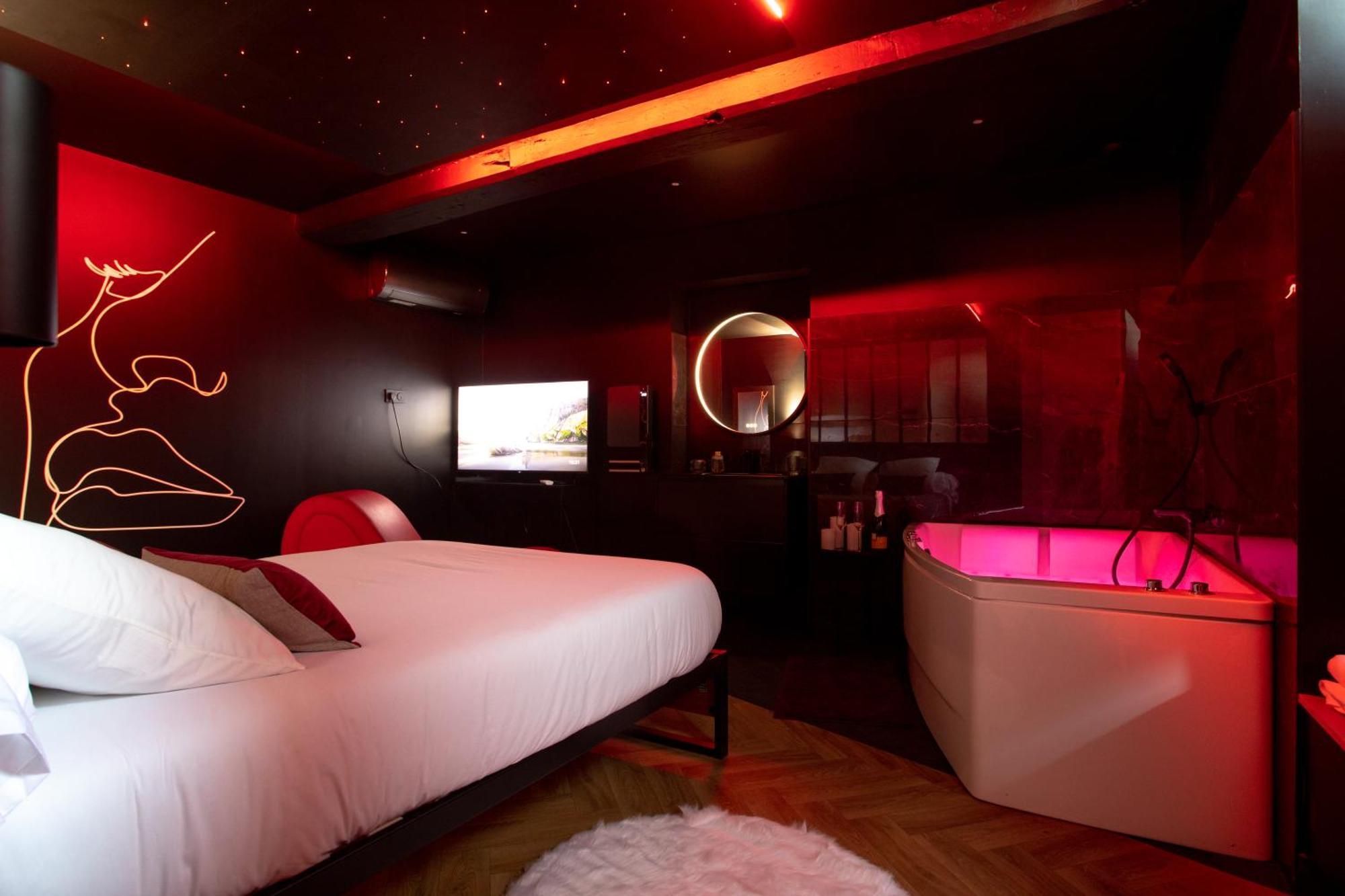 La Suite Spa & Cinema Saint-Lambert-du-Lattay Exteriér fotografie