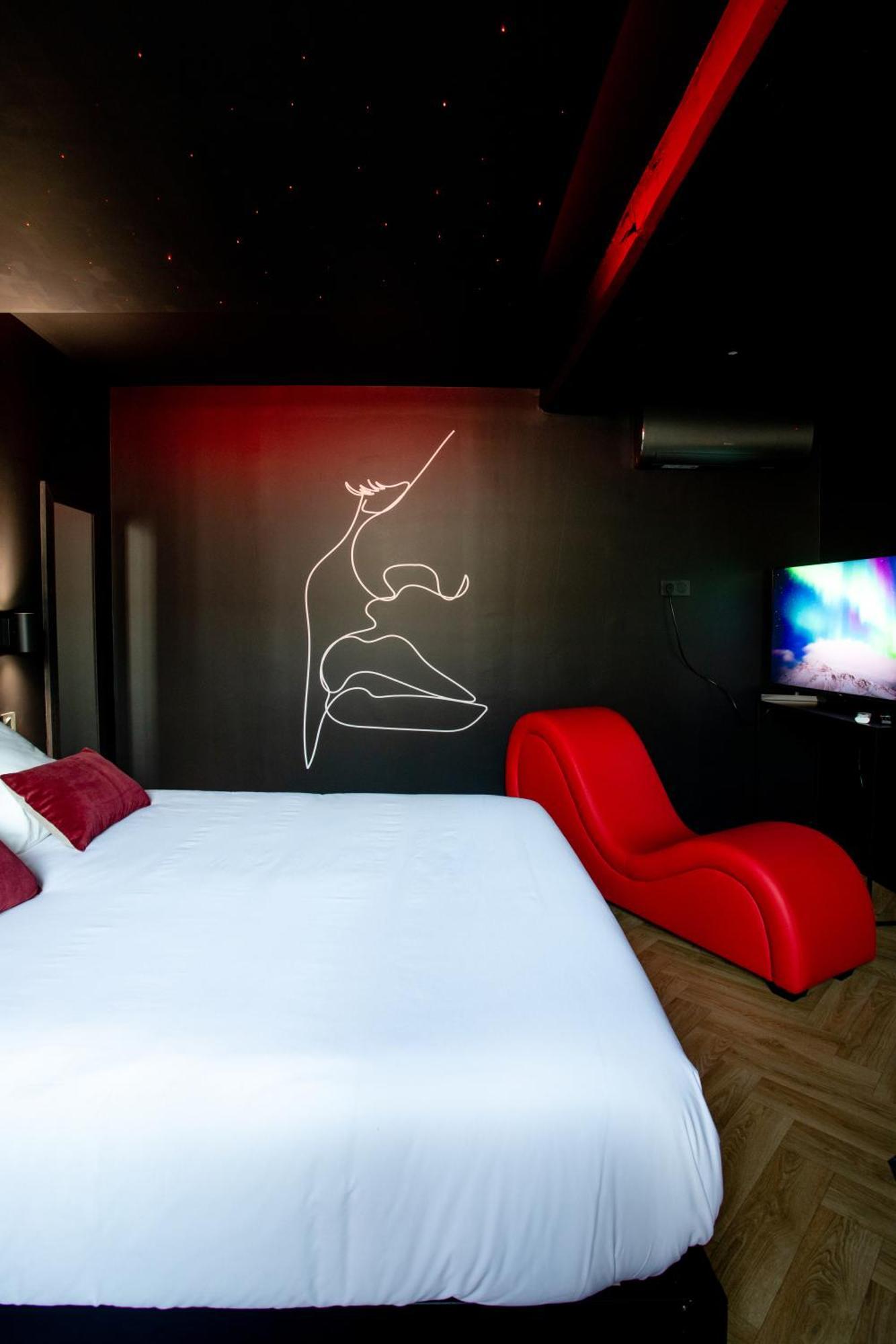La Suite Spa & Cinema Saint-Lambert-du-Lattay Exteriér fotografie